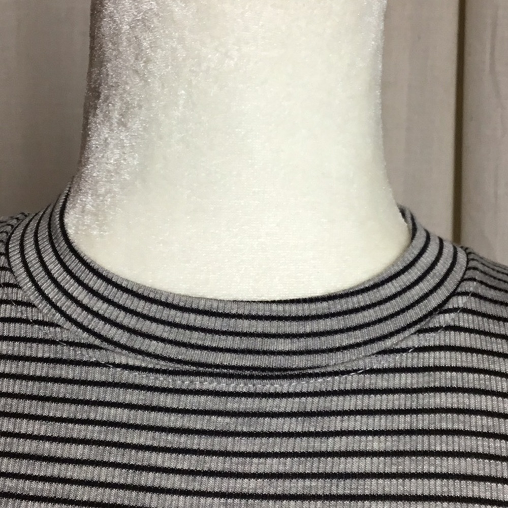 KLd Signature Sleeveless Tunic M - Picture 3 of 8